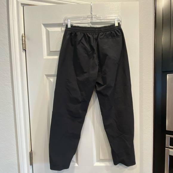 Outdoor Voices Black RecTrek Pants - Picture 14 of 16